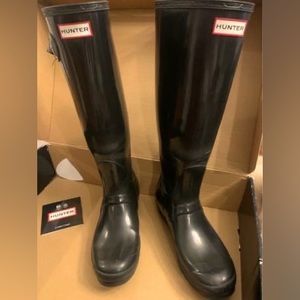 Women’s Tall, Black Glossy Hunter Boots Size 7